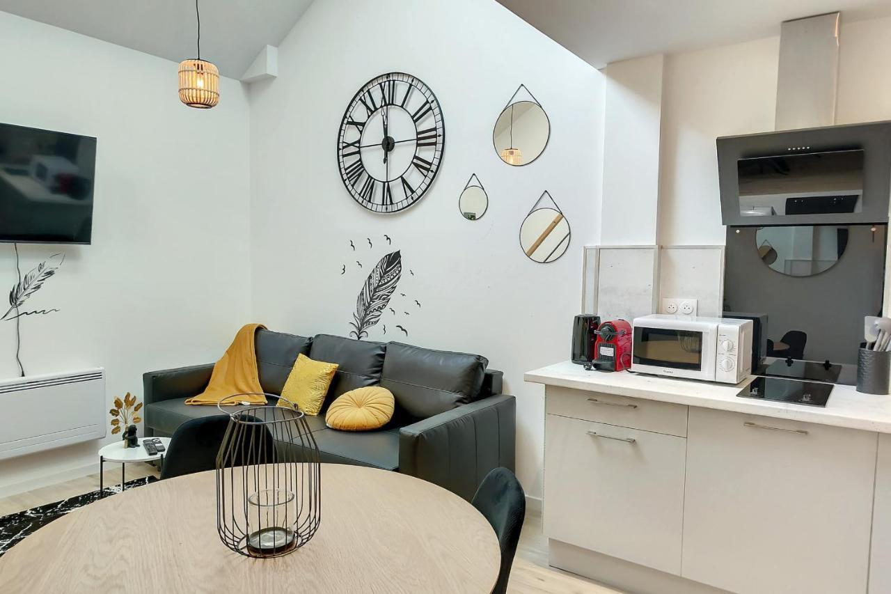 Sublime Appart Renove Duplex Centre Ville 4Pers Wifi Saint-Quentin  Exterior foto